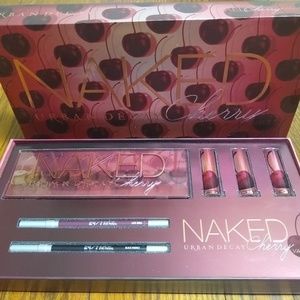BRAND NEW & UNUSED Urban Decay NAKED Cherry Vault